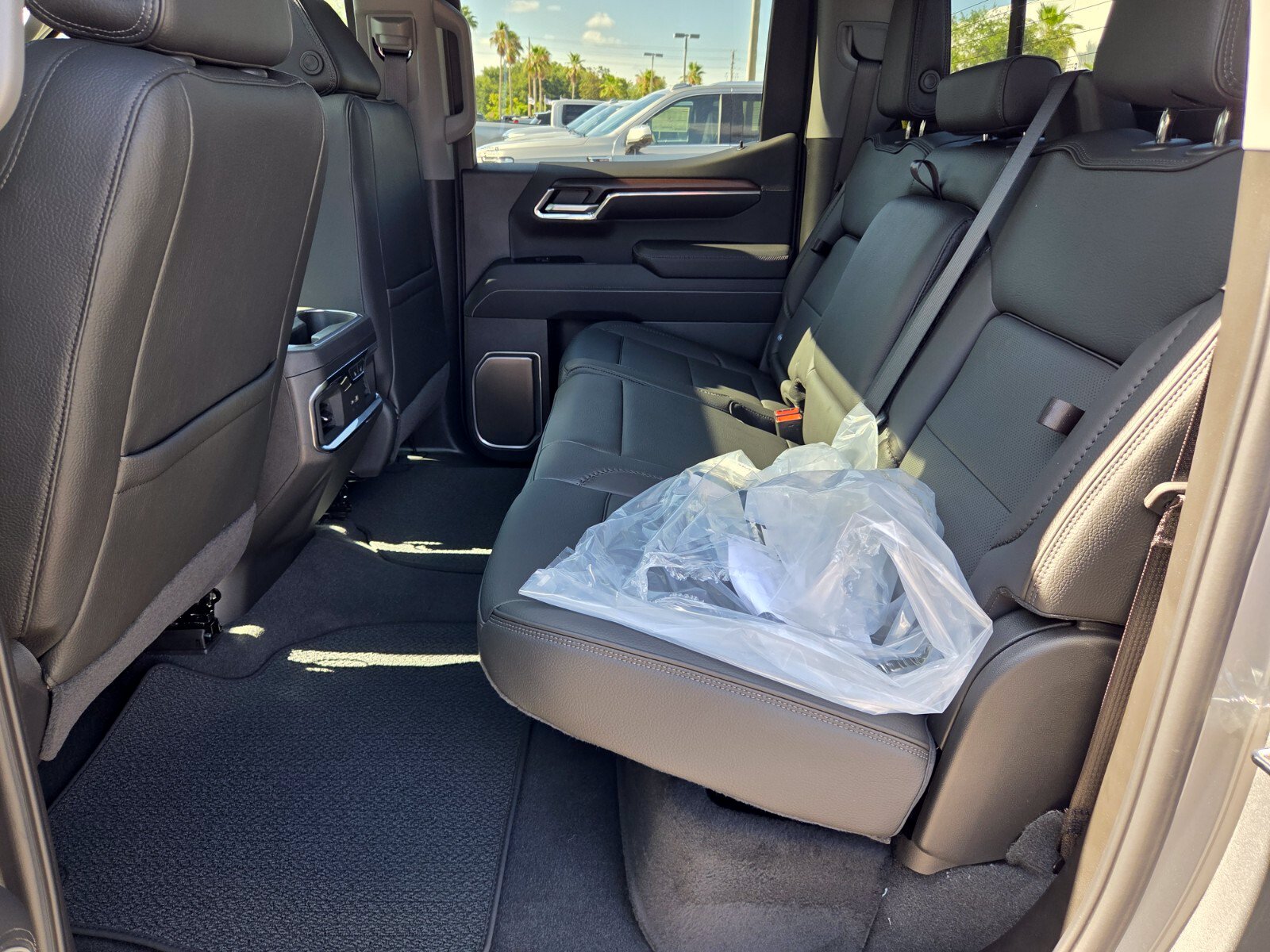 2026 GMC Sierra 1500 Denali - Photo 8
