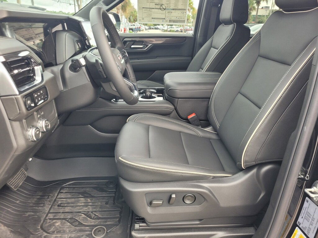 New 2026 GMC Yukon Elevation SUV