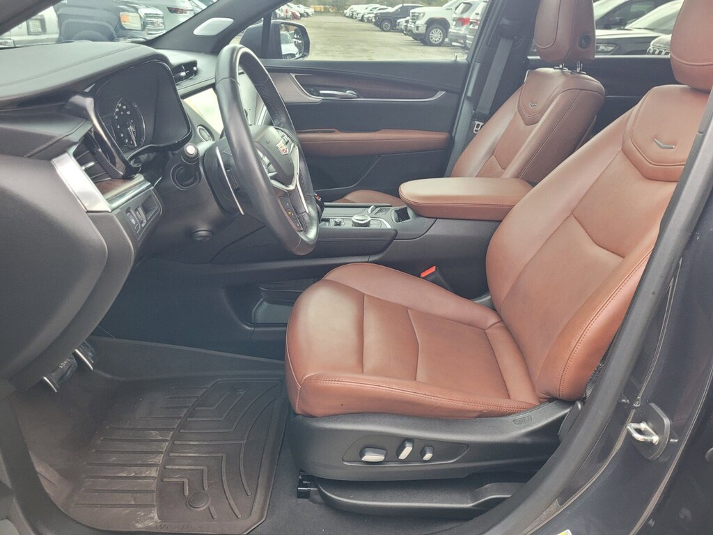 Used 2023 CADILLAC XT5 Sport SUV