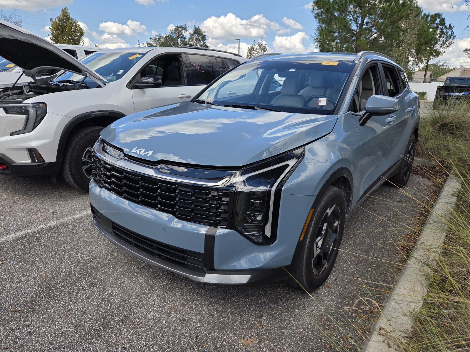 Used 2026 Kia Sportage Hybrid EX SUV