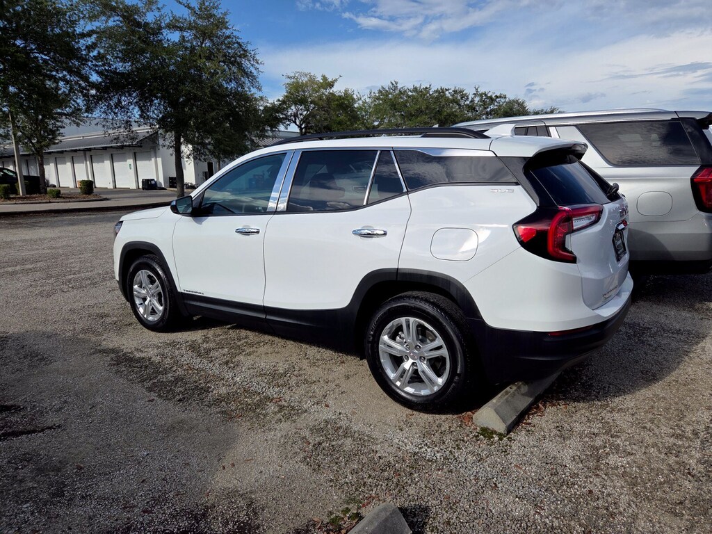 Used 2024 GMC Terrain SLE SUV