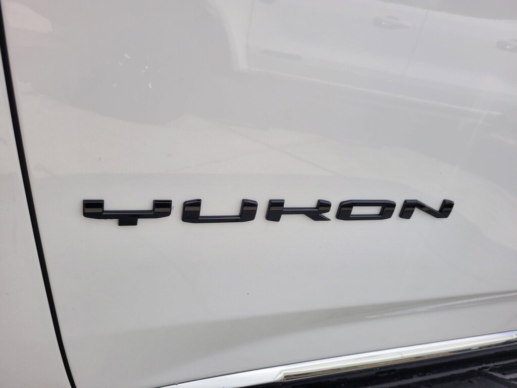 New 2026 GMC Yukon Elevation SUV
