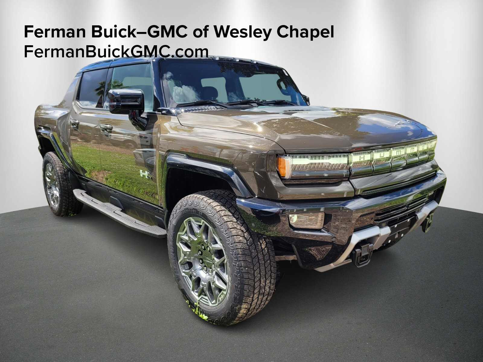 2026 GMC HUMMER EV 2X's photo