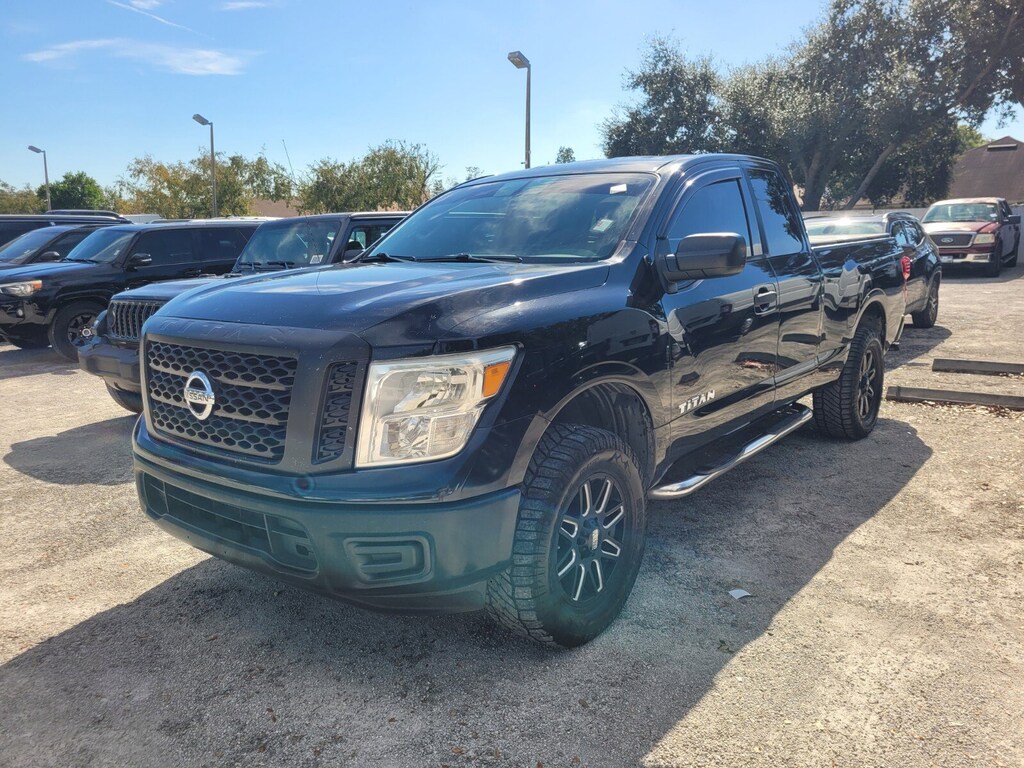 Used 2017 Nissan Titan S Truck King Cab