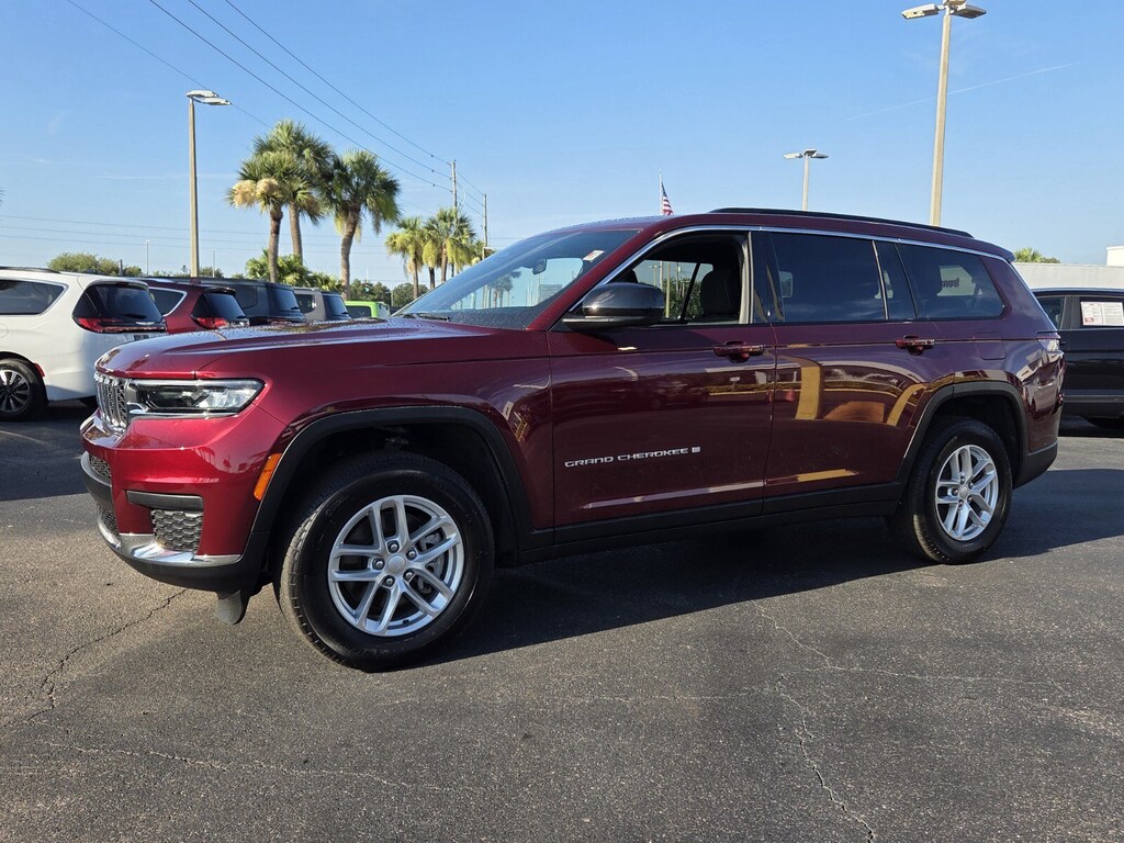 Certified 2025 Jeep Grand Cherokee L Laredo SUV