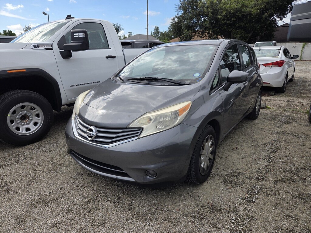 Used 2016 Nissan Versa Note SV Hatchback