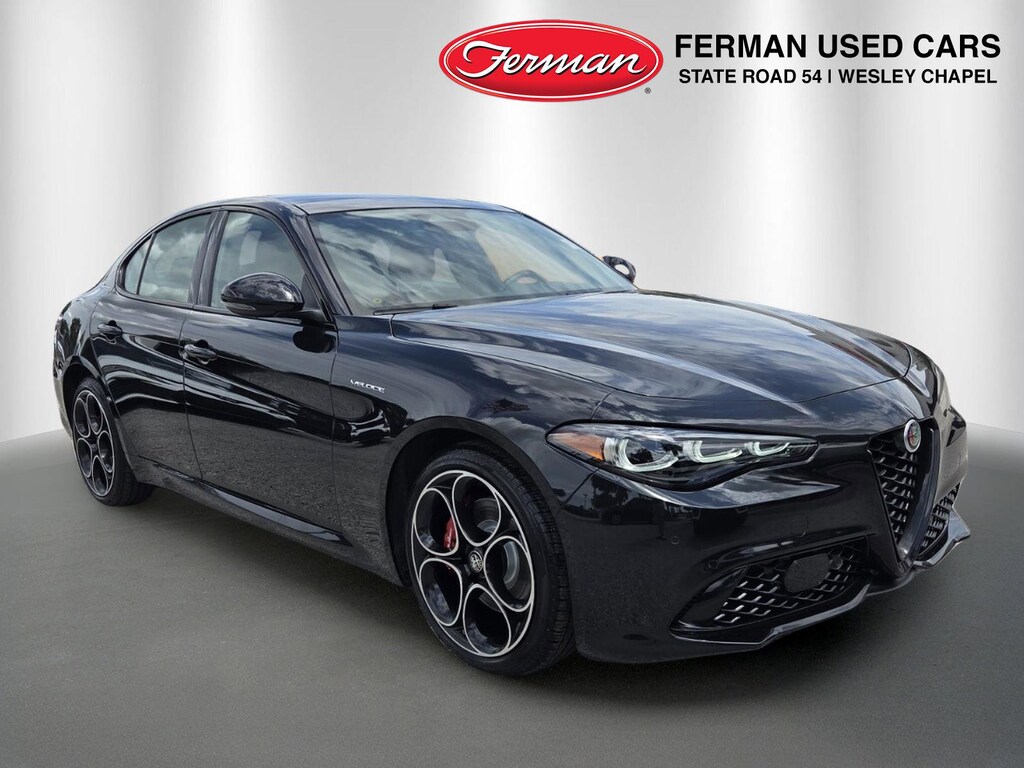 Certified 2025 Alfa Romeo Giulia Sedan