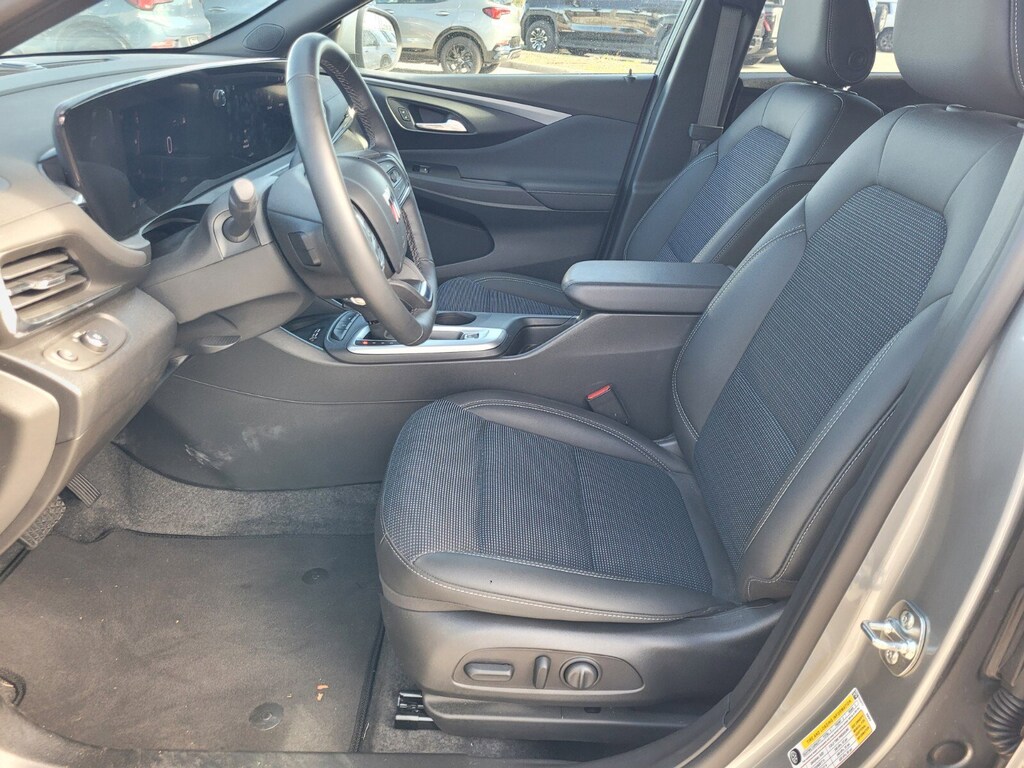 New 2025 Buick Envista Preferred SUV