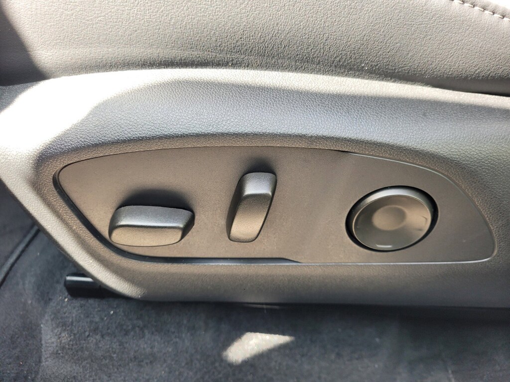 New 2025 Buick Enclave Preferred SUV