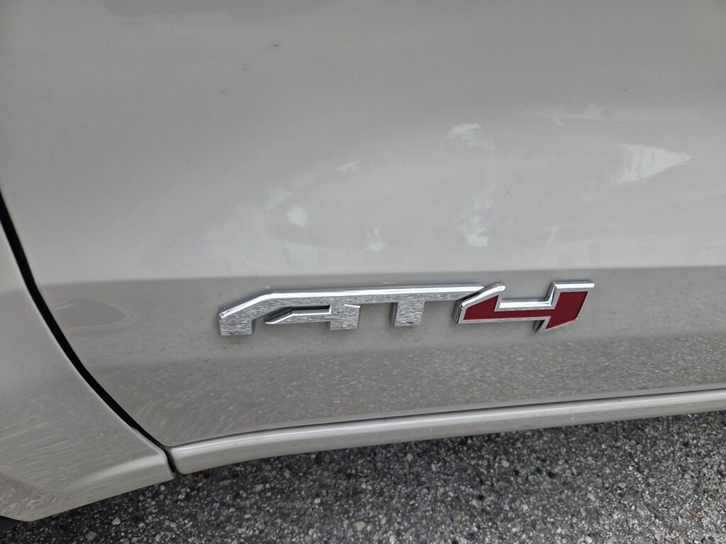 New 2026 GMC Canyon AT4 Truck Crew Cab