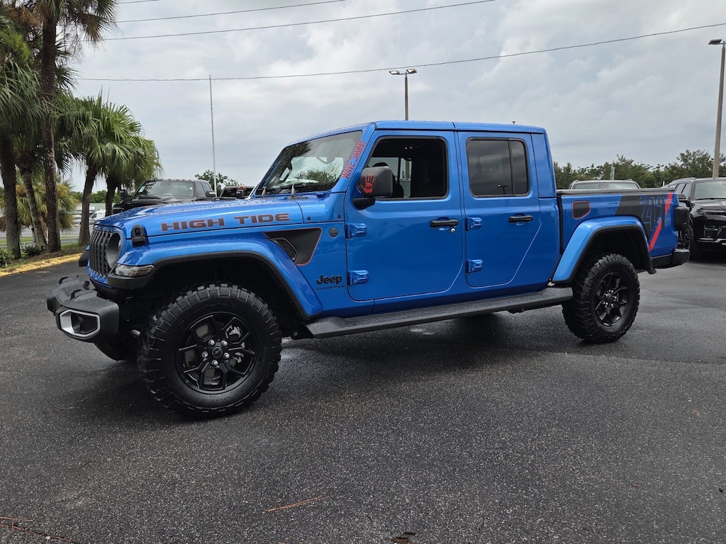 Certified 2025 Jeep Gladiator Sport Truck Crew Cab