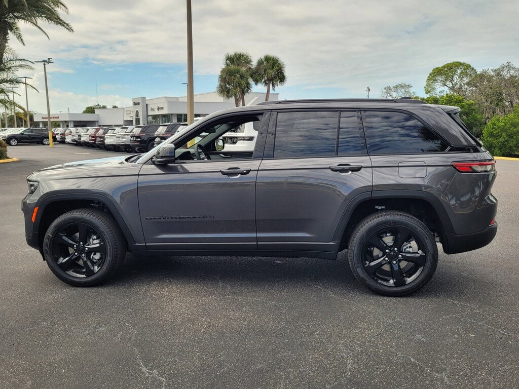 New 2025 Jeep Grand Cherokee Limited SUV