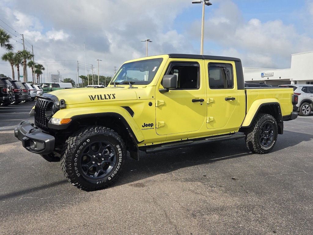 Certified 2023 Jeep Gladiator Sport Truck Crew Cab