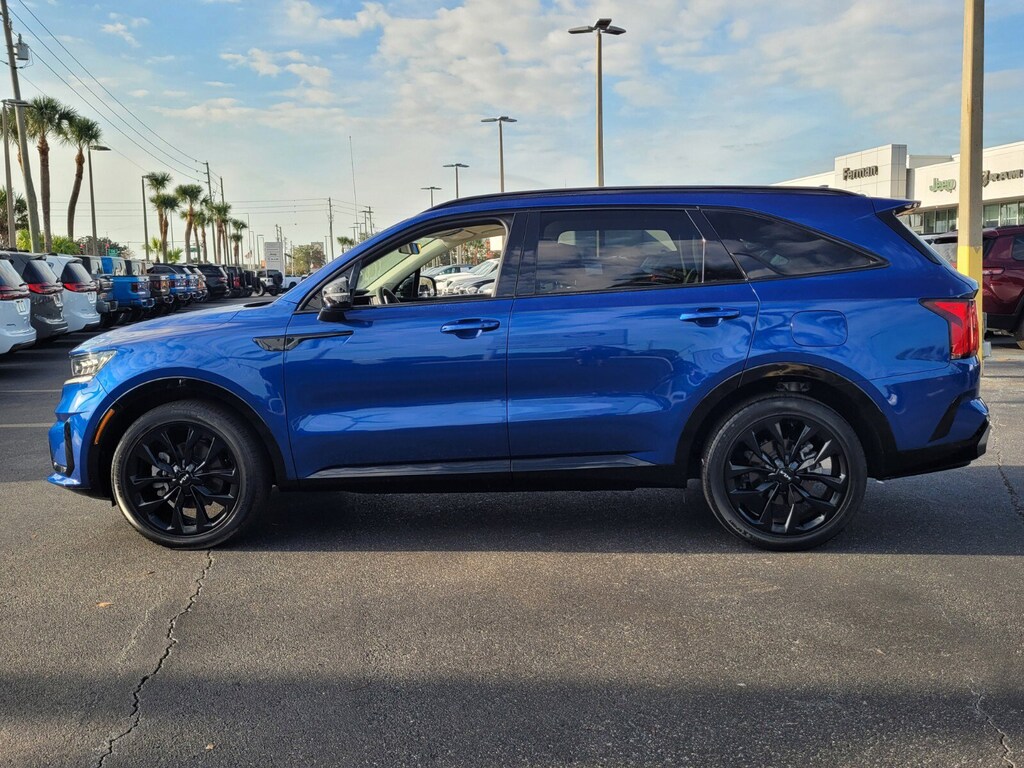 Used 2023 Kia Sorento SX SUV