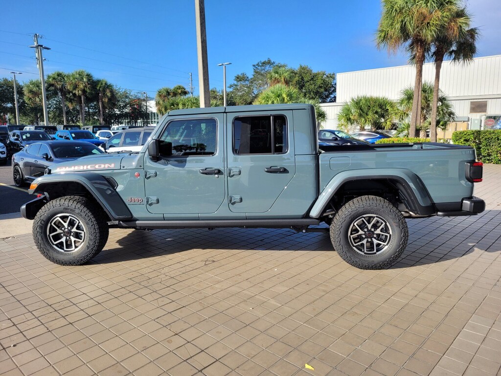 New 2025 Jeep Gladiator Rubicon Truck Crew Cab