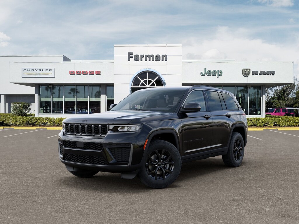 New 2026 Jeep Grand Cherokee Laredo SUV