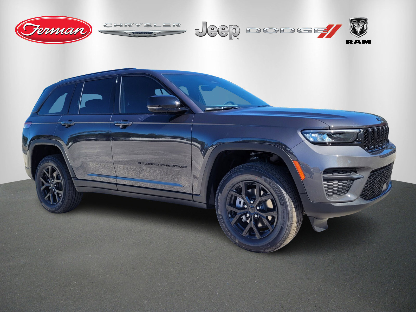 2025 Jeep Grand Cherokee Altitude's photo