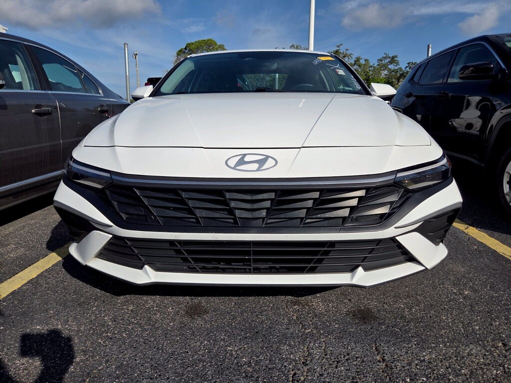 Used 2024 Hyundai Elantra SEL Sedan
