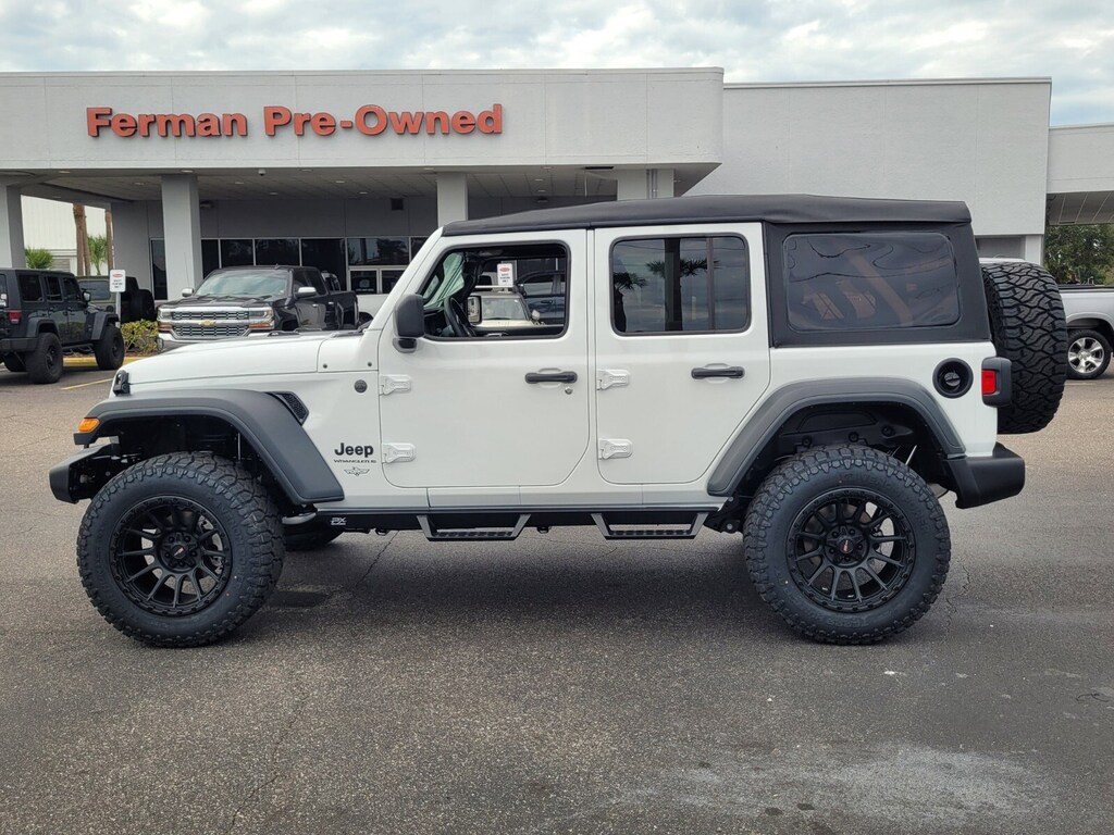 New 2026 Jeep Wrangler Sport SUV