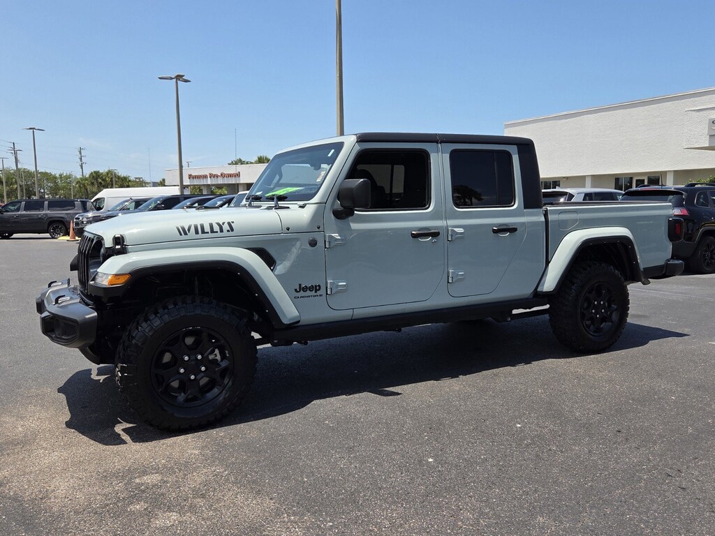Certified 2023 Jeep Gladiator Sport Truck Crew Cab