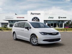 2026 Chrysler Voyager LX Van Passenger Van