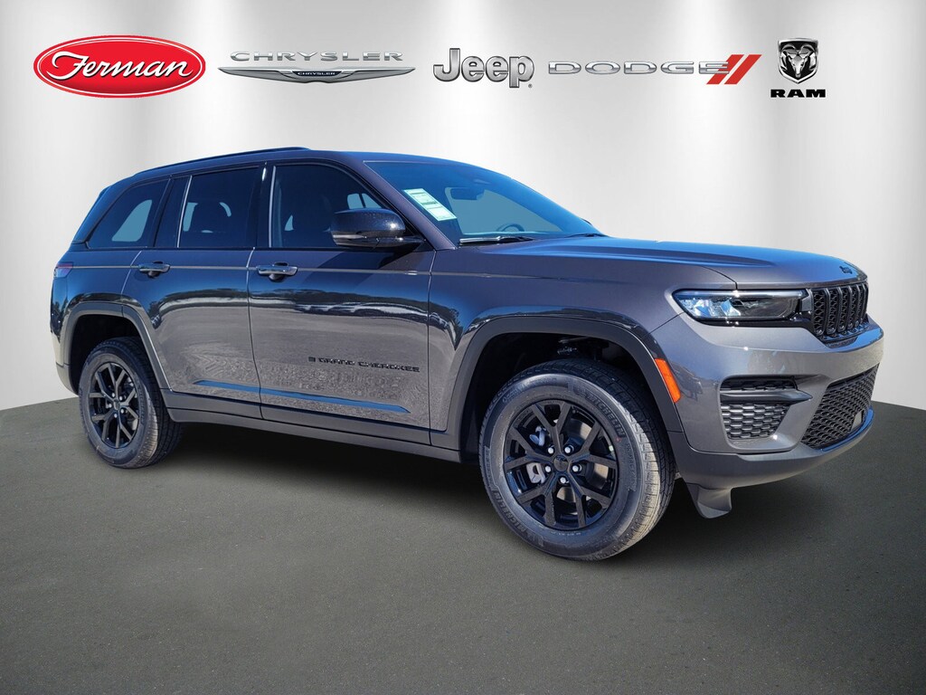 New 2025 Jeep Grand Cherokee Laredo SUV