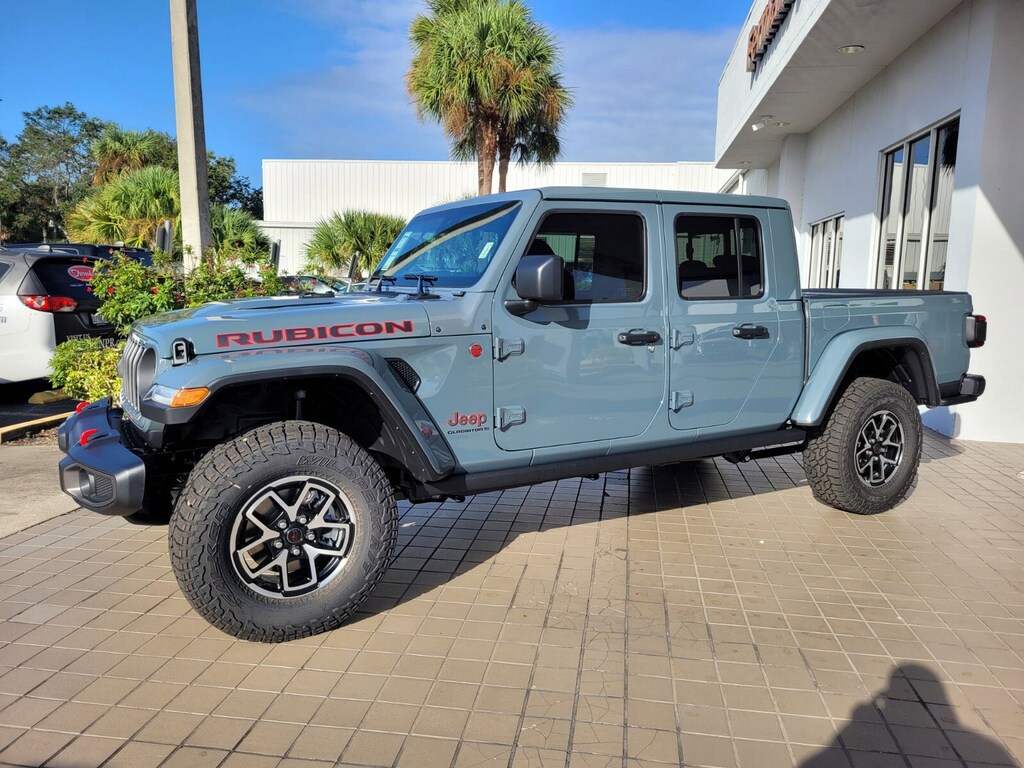 New 2025 Jeep Gladiator Rubicon Truck Crew Cab