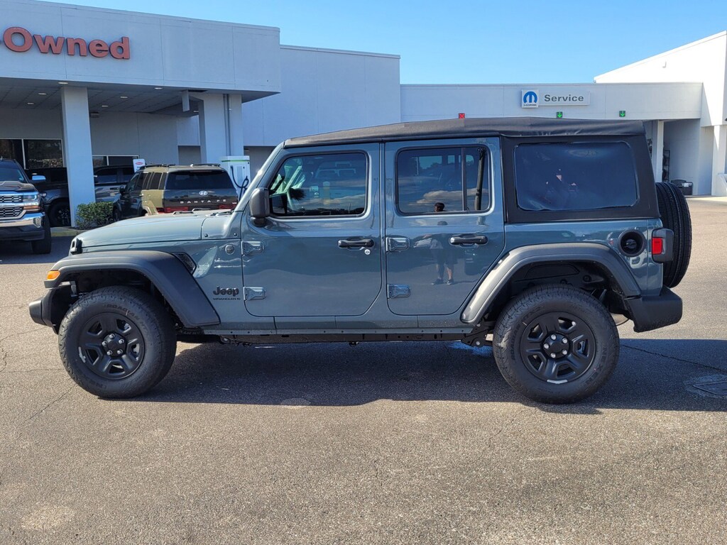 New 2026 Jeep Wrangler Sport SUV
