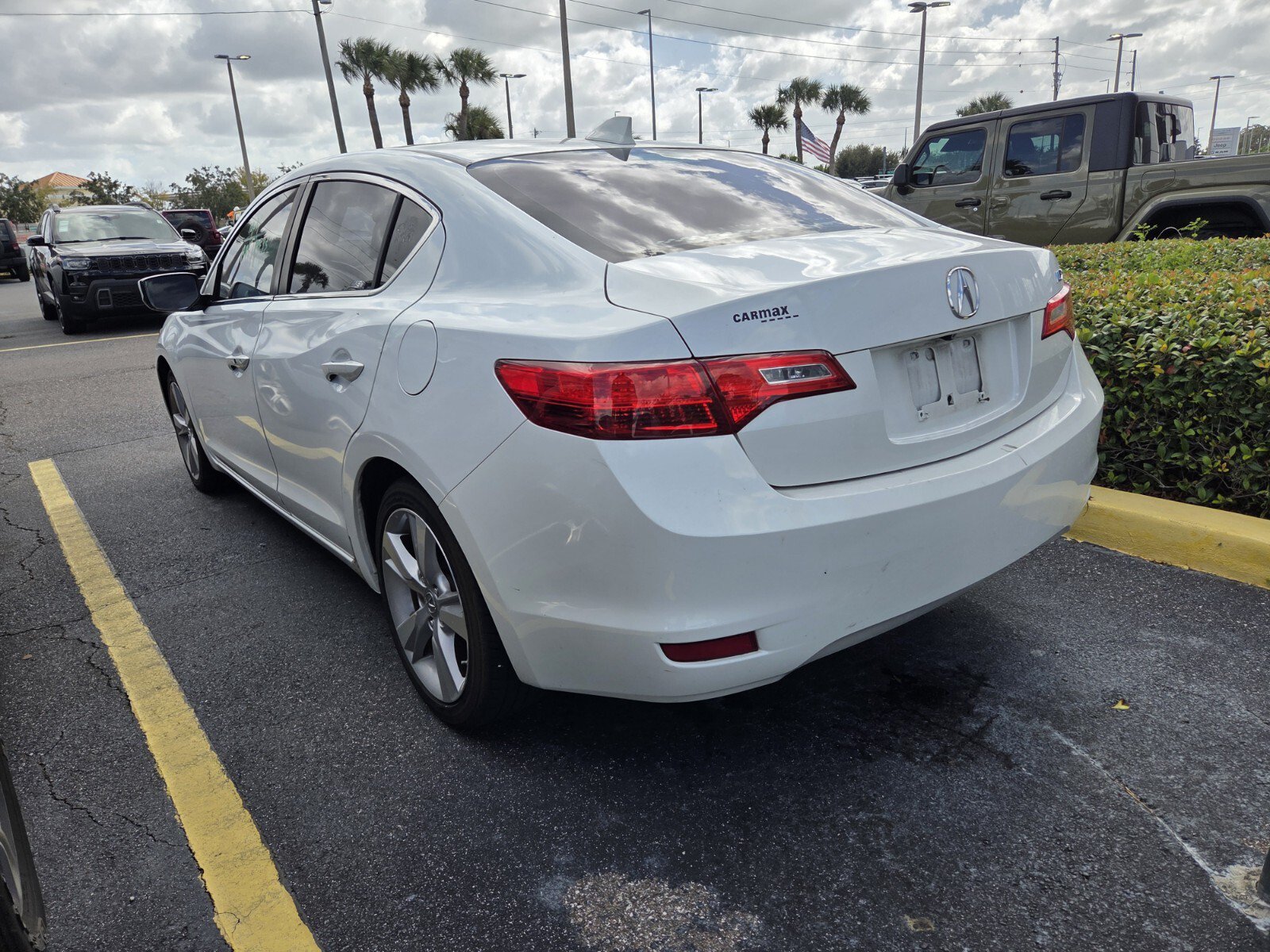 Used 2015 Acura ILX 2.0L w/Technology Package (A5) Sedan