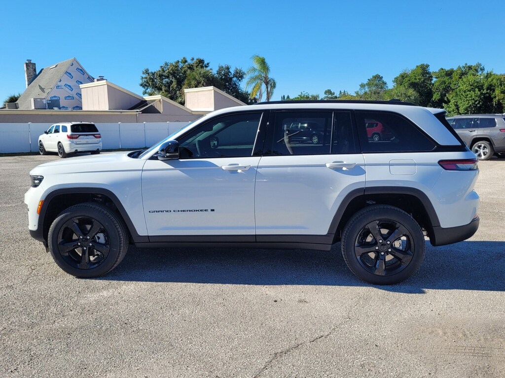 New 2025 Jeep Grand Cherokee Limited SUV