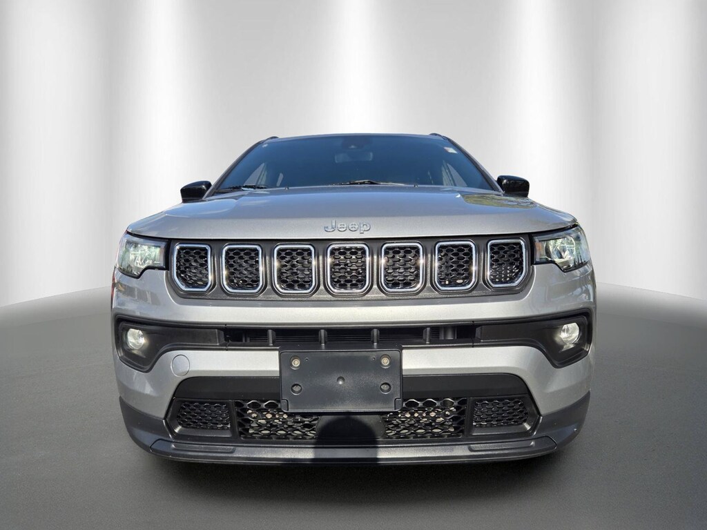 Used 2024 Jeep Compass Latitude SUV