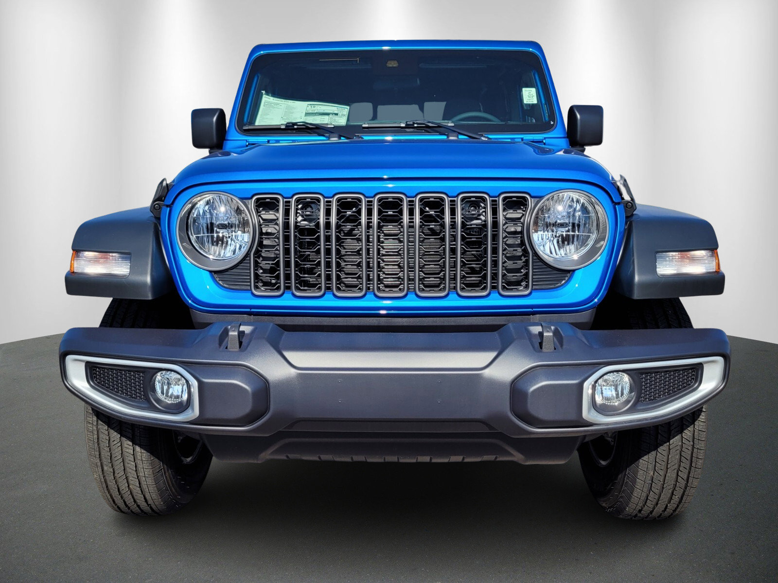 Used 2025 Jeep Gladiator Sport S with VIN 1C6PJTAG0SL522077 for sale in Tampa, FL