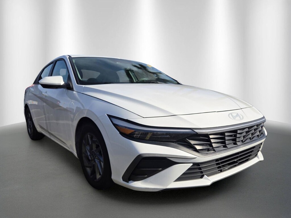 Used 2024 Hyundai Elantra SEL Sedan