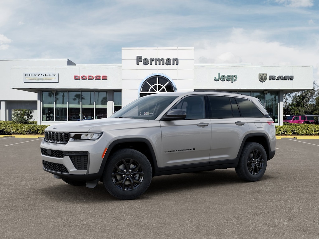 New 2026 Jeep Grand Cherokee Laredo SUV