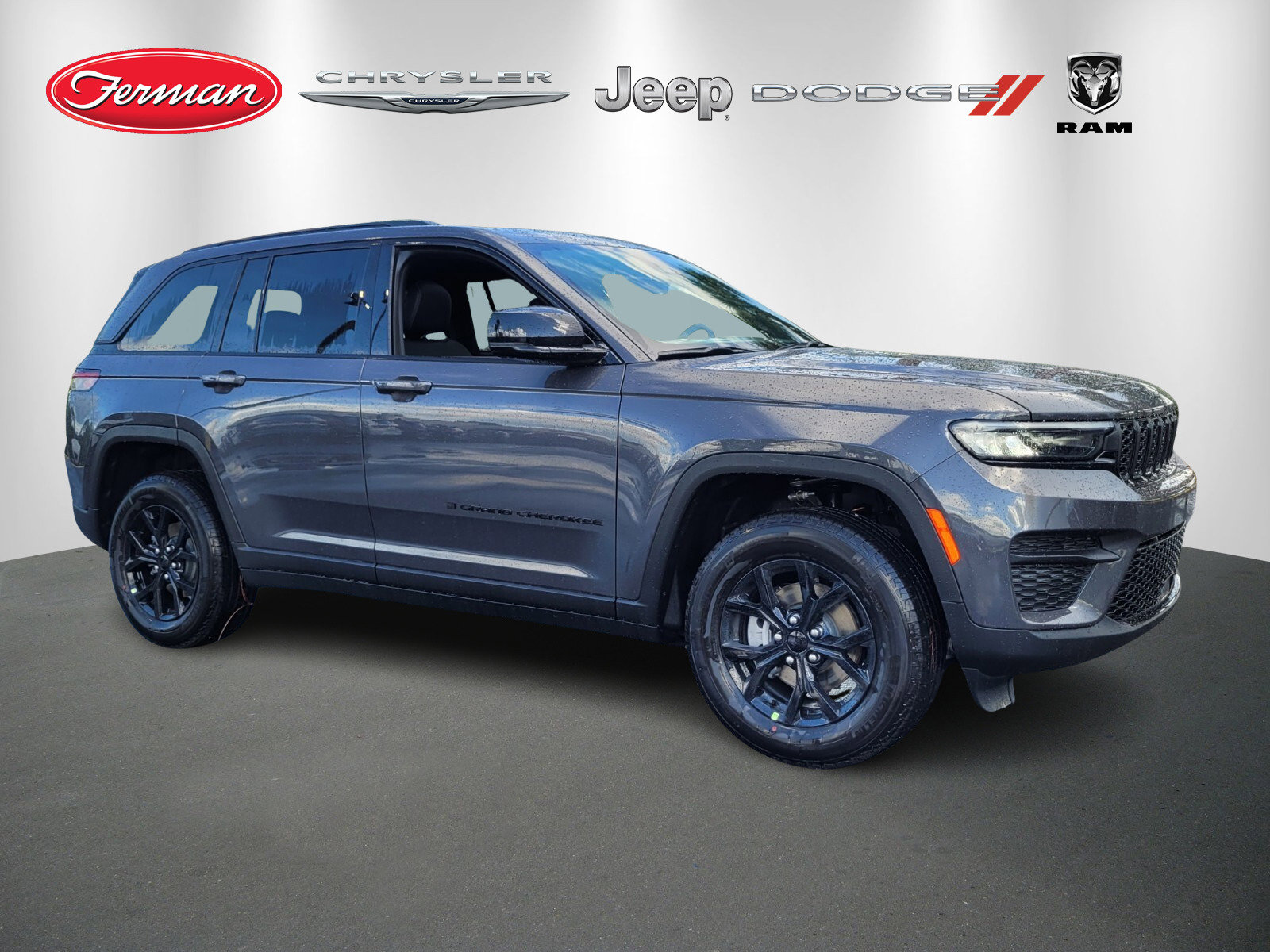 2025 Jeep Grand Cherokee Altitude's photo