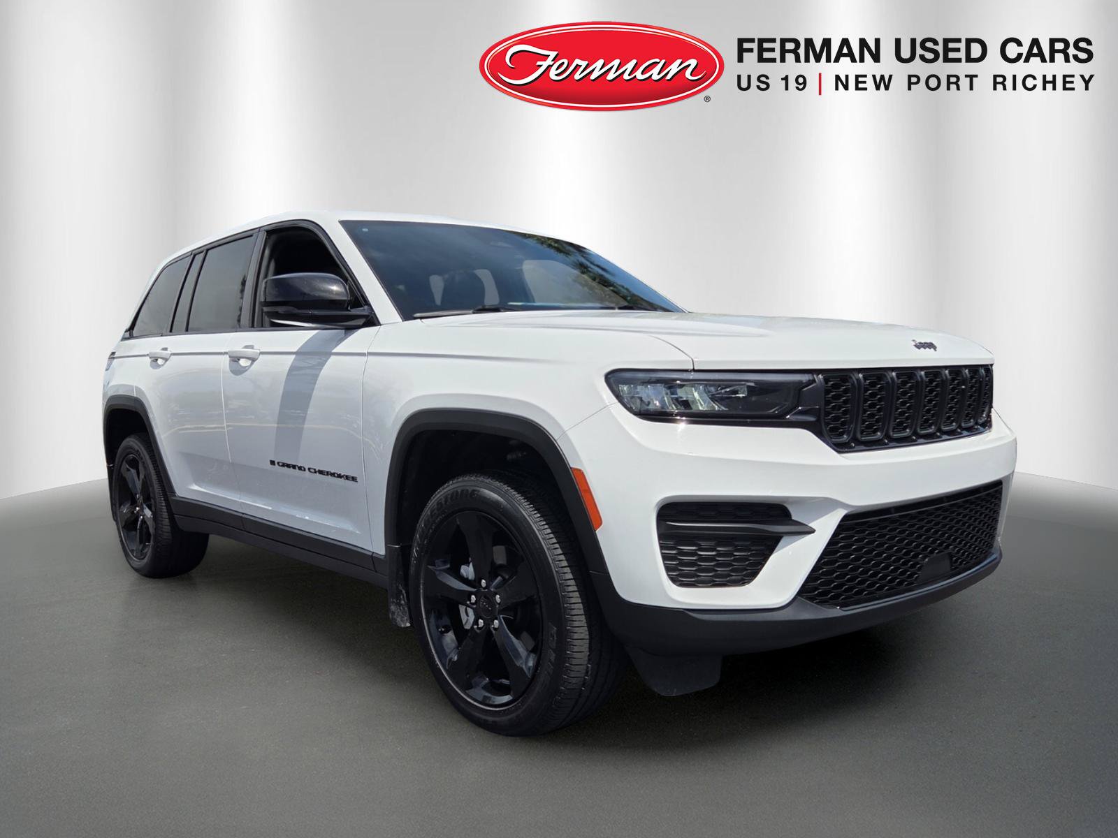 Certified 2025 Jeep Grand Cherokee Laredo SUV