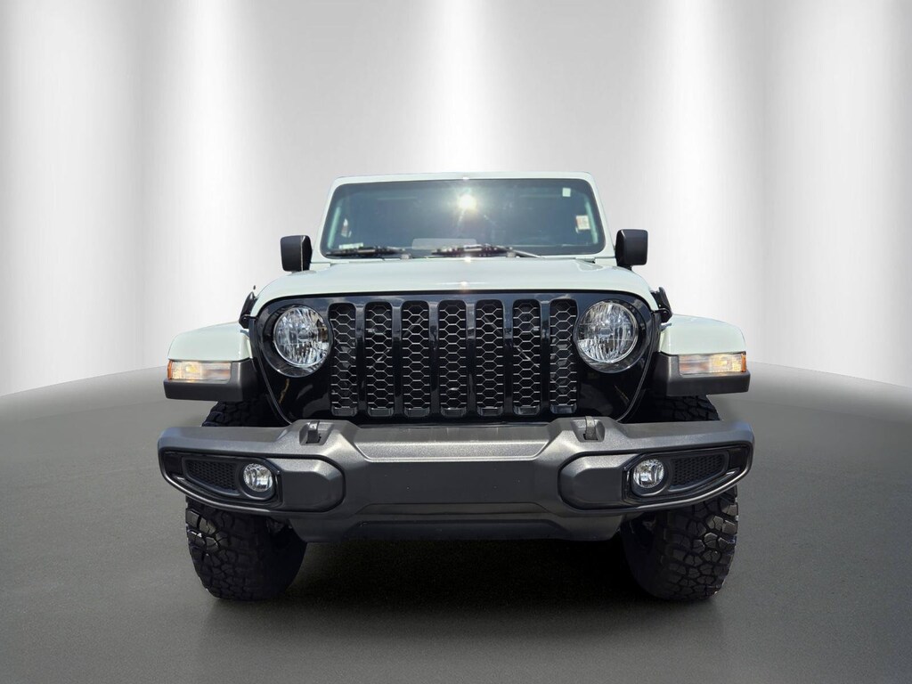 Certified 2023 Jeep Gladiator Sport Truck Crew Cab