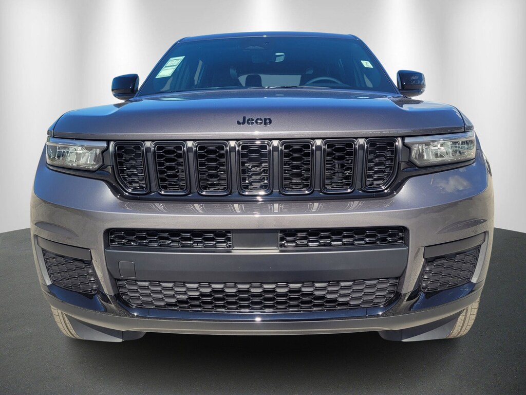 New 2025 Jeep Grand Cherokee L Laredo SUV