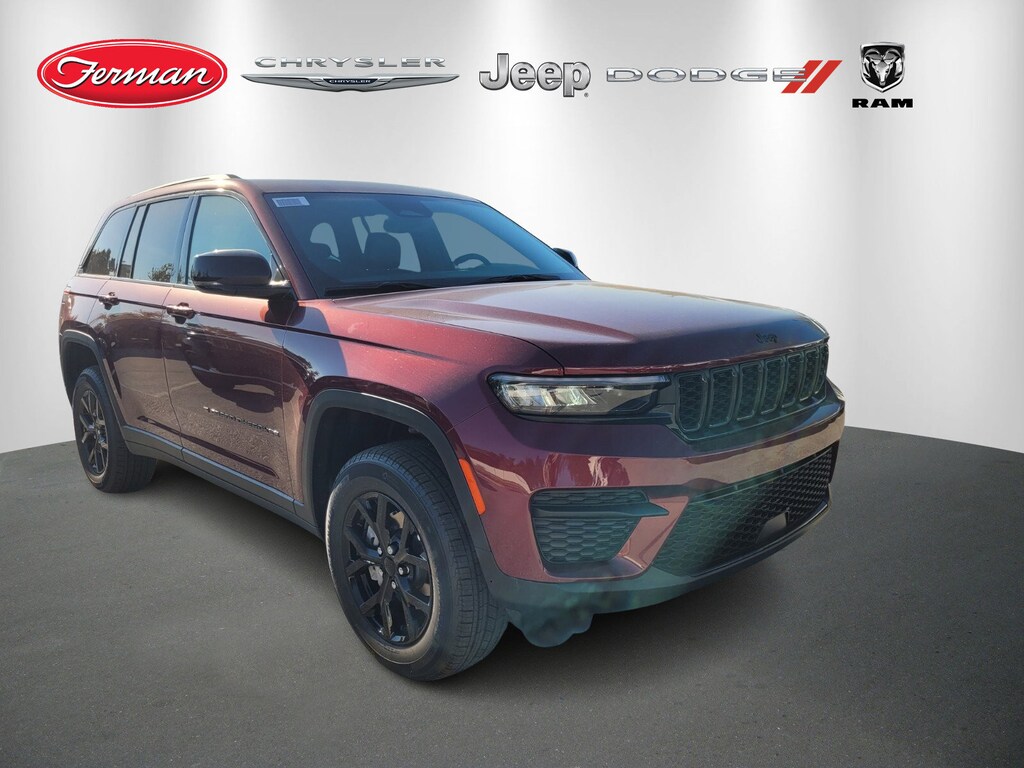 New 2025 Jeep Grand Cherokee Laredo SUV