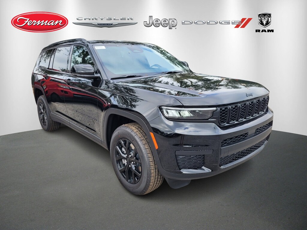 New 2025 Jeep Grand Cherokee L Laredo SUV