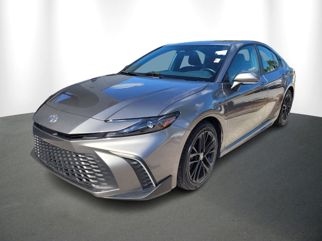 Used 2025 Toyota Camry SE Sedan