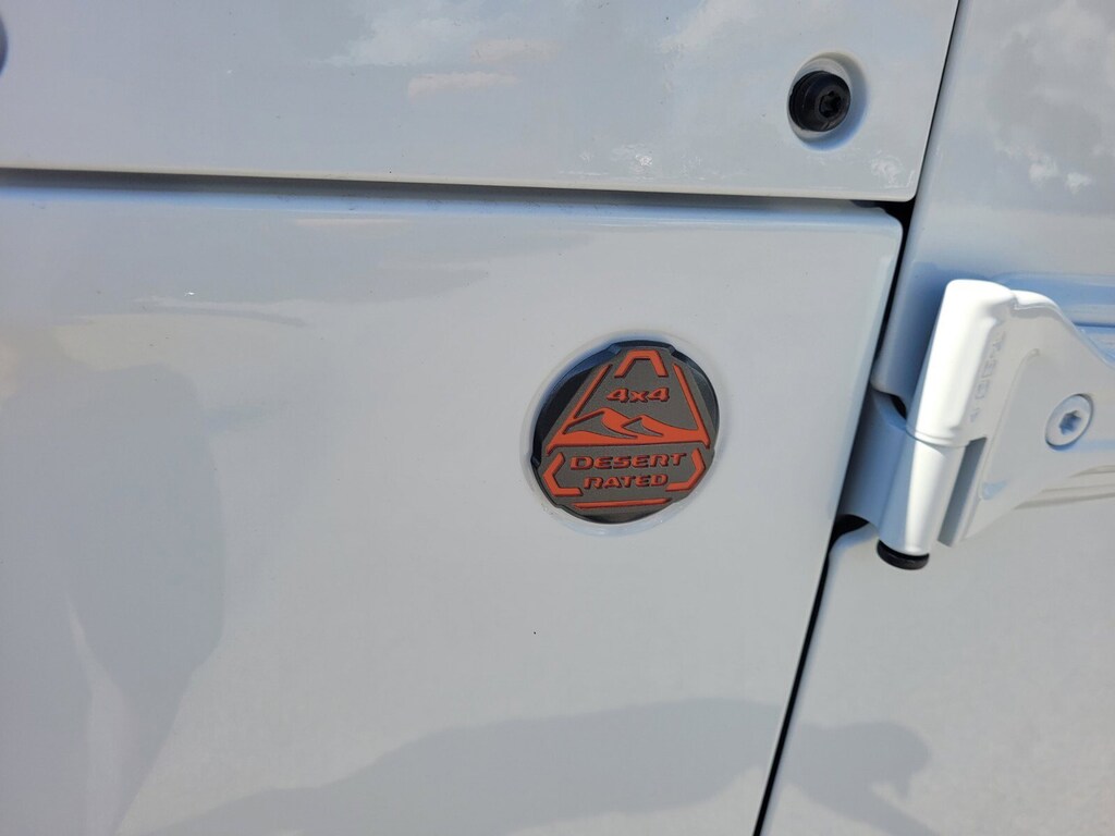 New 2025 Jeep Gladiator Mojave Truck Crew Cab