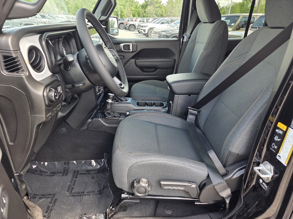 New 2026 Jeep Gladiator Sport Truck Crew Cab