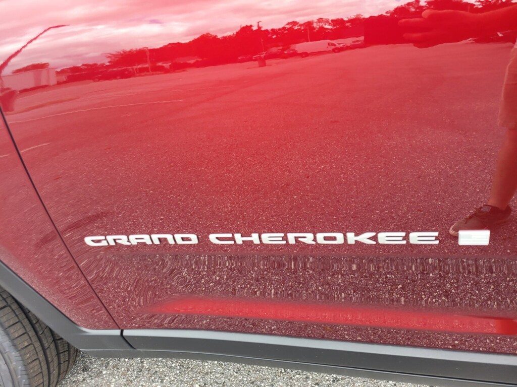 New 2025 Jeep Grand Cherokee Limited SUV