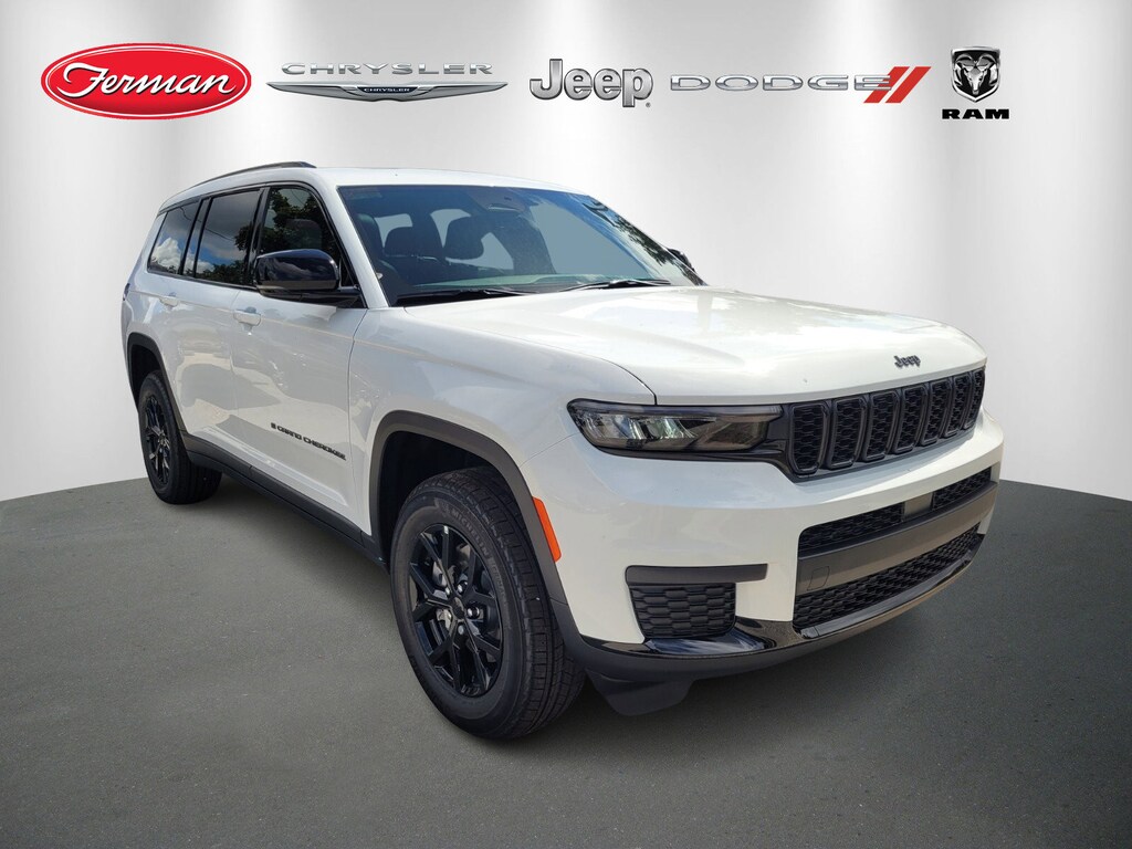 New 2025 Jeep Grand Cherokee L Laredo SUV