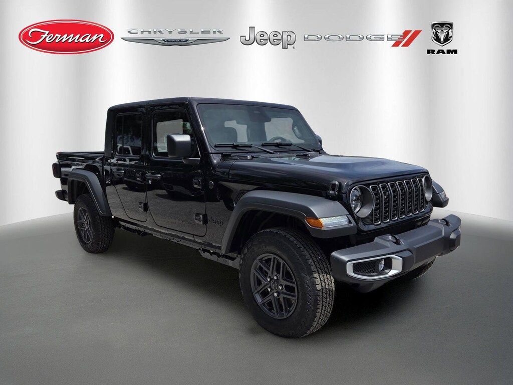 New 2026 Jeep Gladiator Sport Truck Crew Cab