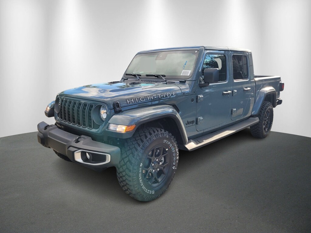 New 2025 Jeep Gladiator Sport Truck Crew Cab
