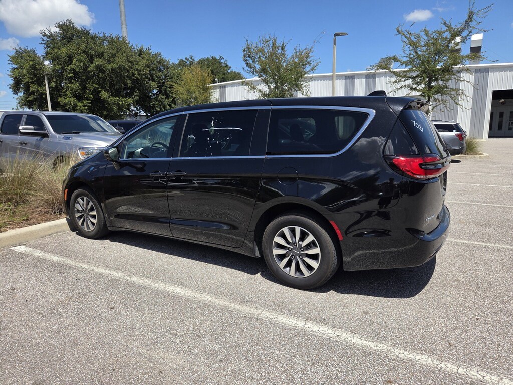 Certified 2024 Chrysler Pacifica Plug-In Hybrid Select Van Passenger Van