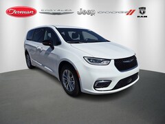 2026 Chrysler Pacifica Select Van Passenger Van