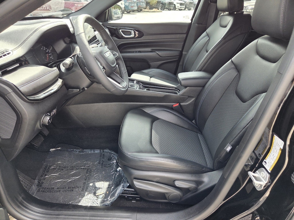 New 2026 Jeep Compass Latitude SUV